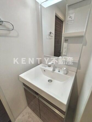 【洗面所】 | グランヴィル東蒲田 | ゆったりとスペースのある洗面所