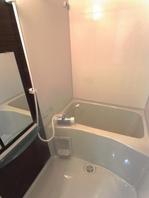 リブリ・ＪＵＮの浴室