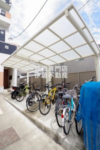 RadIAnce丸の内の駐車場