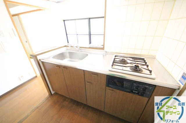 プラザハイツ二ツ屋A棟のキッチン|※類似部屋