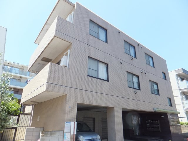 フローラ本八幡の外観