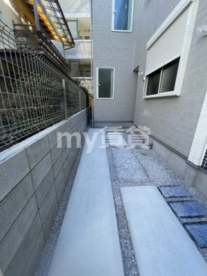 【エントランス】 | クレール蓮根 