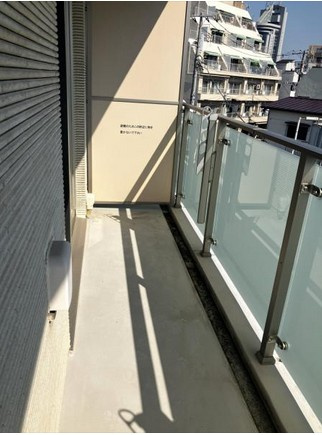 【バルコニー】