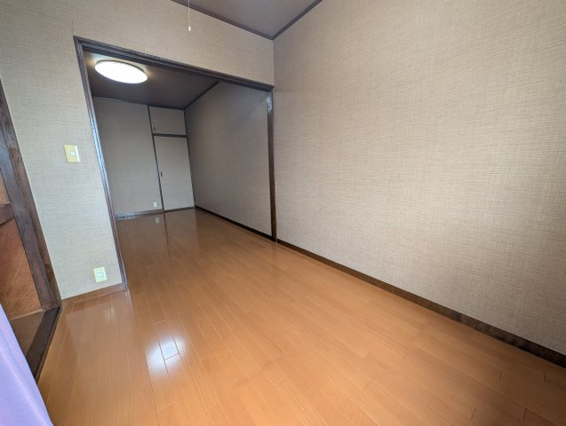 高取山町一戸建の居間・リビング