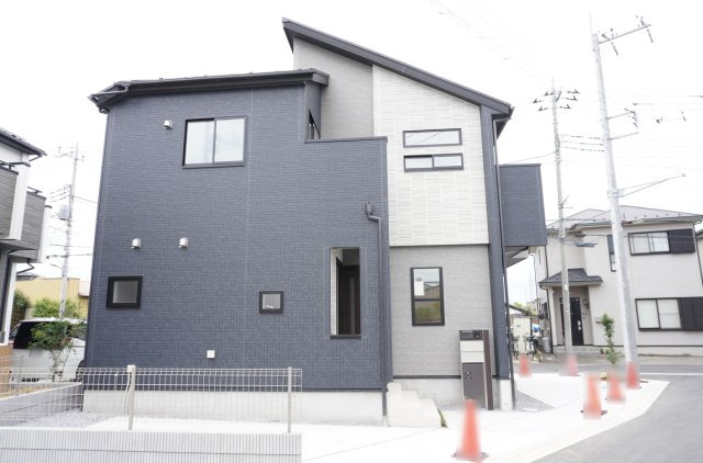 草加市新里町 新築分譲住宅 全8棟 7号棟の外観