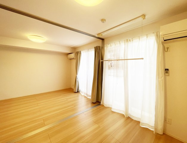 ルミエール　Ｅ棟の居間・リビング