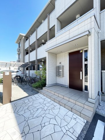 ルミエール　Ｅ棟のエントランス