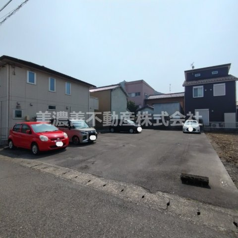 ６５４３３　岐阜市長良有明町土地の外観