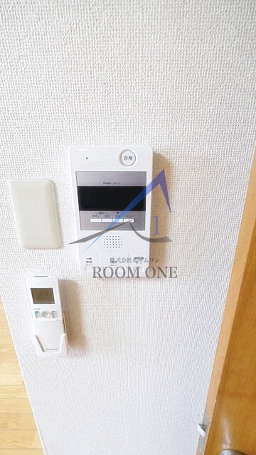 テルノ浅草のセキュリティ|モニター付きインターホンです。