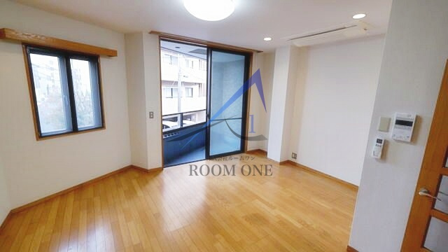 テルノ浅草の居間・リビング|洋室のお部屋です。