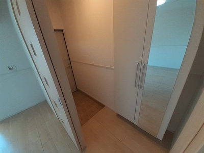 【玄関】 | ヴィラ・カリーナ