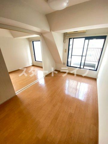 大阪市淀川区西中島３丁目の賃貸マンションの寝室