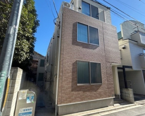 モデラート西新宿の外観