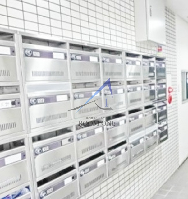 メゾンドカムリのその他共用部分|集合ポストです。