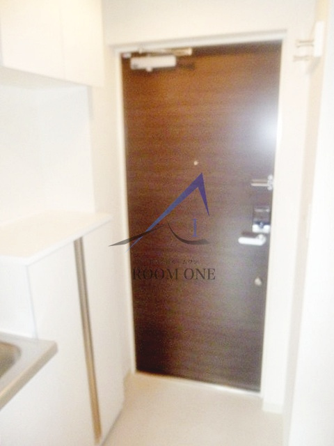 b’CASA新大橋の玄関|玄関です。