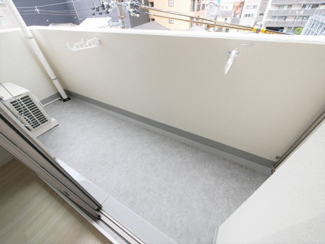 大阪市北区大淀中２丁目の賃貸マンションのバルコニー
