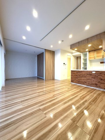 SEA-SIDE VILLA— 辻堂東海岸の居間・リビング