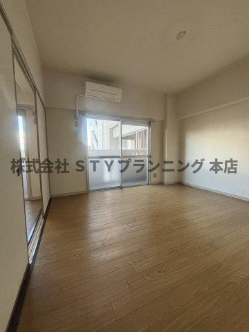 仲介手数料0円！サンメゾン植田の洋室