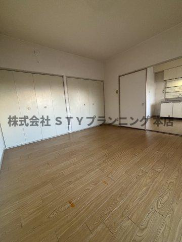 仲介手数料0円！サンメゾン植田の洋室