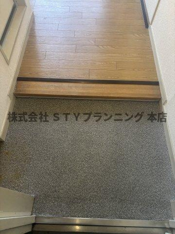 仲介手数料0円！サンメゾン植田の玄関