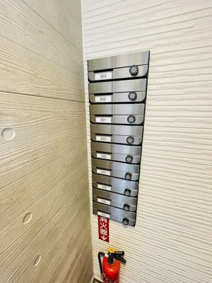 【エントランス】 | クレール蓮根 