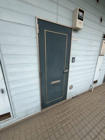 シティパルウエストの玄関