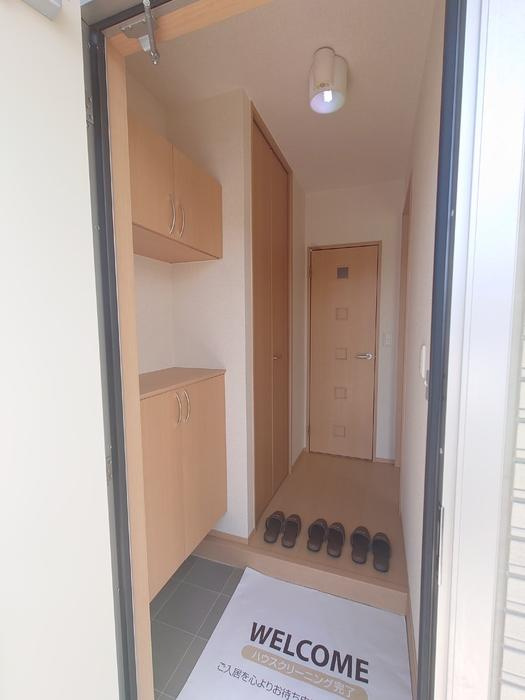 シャルムコートの玄関