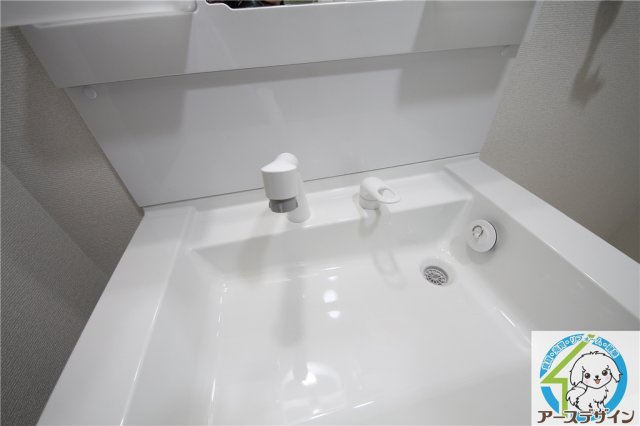 プラザハイツ二ツ屋F棟の独立洗面台|※類似部屋