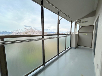 【バルコニー】 | 朝日プラザ香里菊ヶ丘Ⅱ