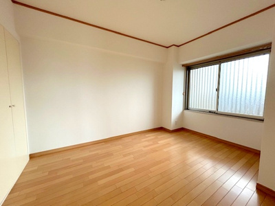 【洋室】 | 朝日プラザ香里菊ヶ丘Ⅱ