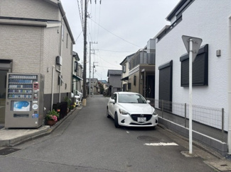 【前面道路含む現地写真】 | 新築一戸建　横浜市泉区和泉が丘　全1棟 | 前面道路