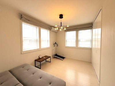 【洋室】 | 大網白里市池田　フルリフォーム　お庭と広々ウッドデッキ付き中古戸建