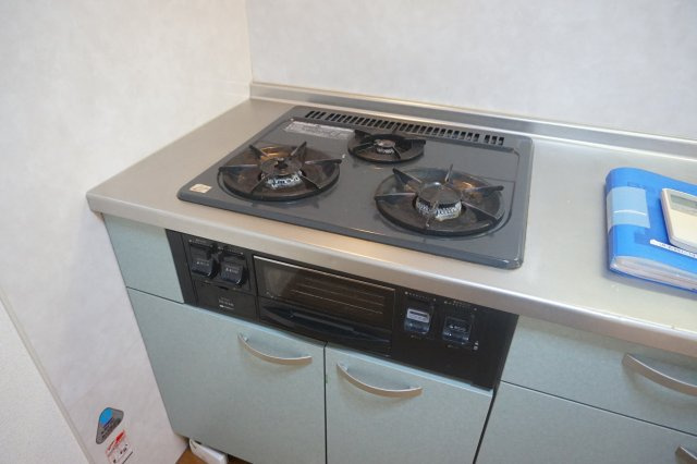 熊本市南区近見４丁目の賃貸マンションのキッチン