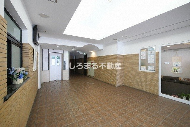 グラスホッパーのロビー