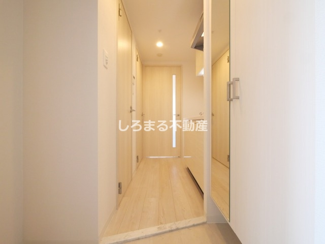 エスリード難波ＡＧＲＥＡの玄関