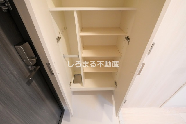 エスリード弁天町桜通レジデンスの収納