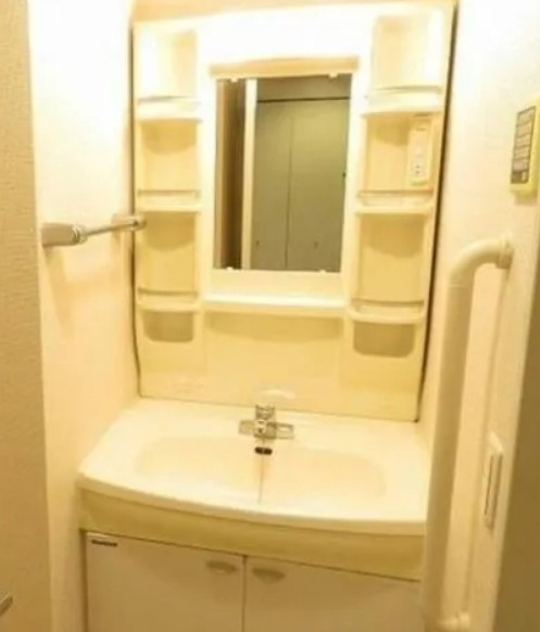 【洗面所】