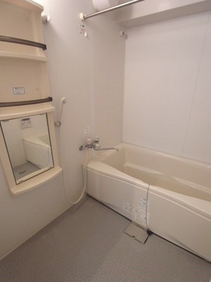 【浴室】 | ラ・パラドール中山