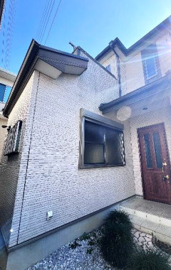 中古／ふじみ野市大井中央２丁目の外観|中庭にはテラスがあります