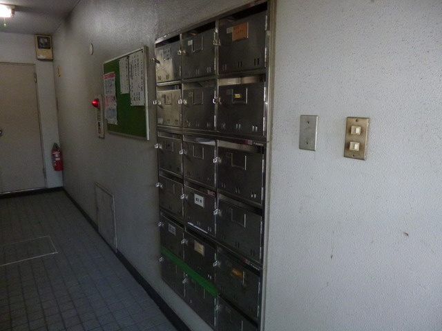 ヴィラ・サニーサイド　冨田ビルのその他共用部分|集合ポストついてます！