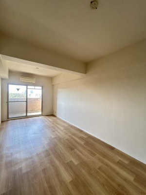 【洋室】 | ワイズアーク三国ヶ丘