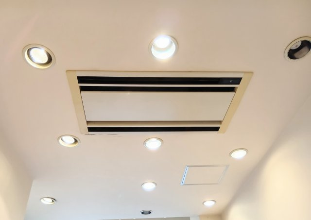 売店付住宅　中央区田町のその他|ビルトインエアコン付きで、空間をすっきり見せやすい点も魅力です。