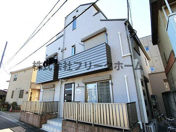 三鷹市牟礼５丁目の賃貸マンションの外観