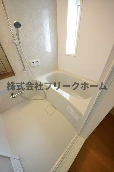 三鷹市牟礼５丁目の賃貸マンションの浴室