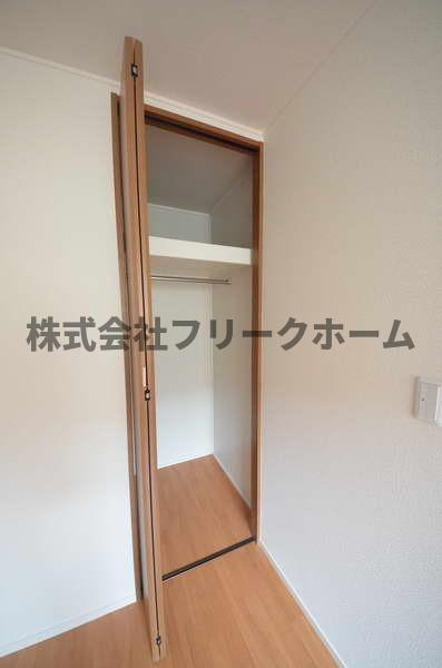 三鷹市牟礼５丁目の賃貸マンションの収納