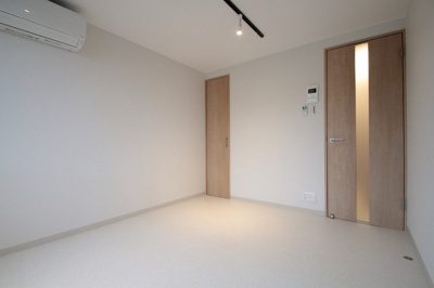 【内装】 | MidCUBE中台（ミッドキューブナカダイ）