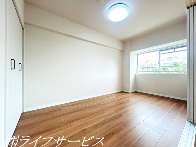 【洋室】 | 新北野第2コーポ | 洋室5.5帖/クローゼット有