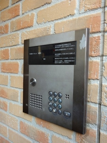 ライフピアエミリアのセキュリティ|オートロック