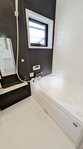 船本貸家の浴室