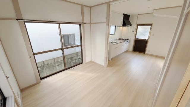 船本貸家の居間・リビング